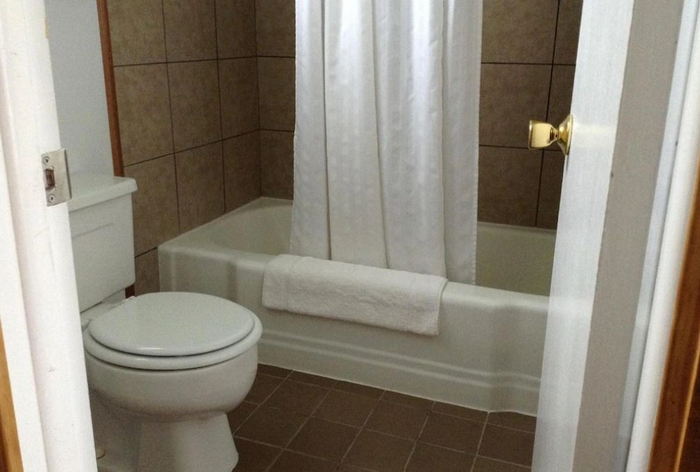 Vindel Motel - Web Listing (newer photo)